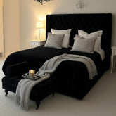Duke Winged Bed